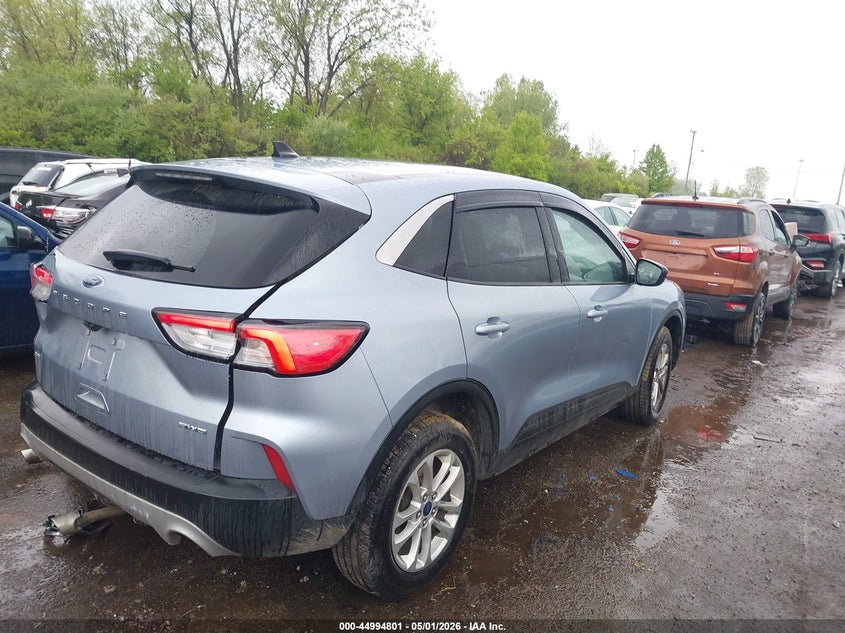 VIN 1FMCU9G63NUB82255 2022 FORD ESCAPE SE