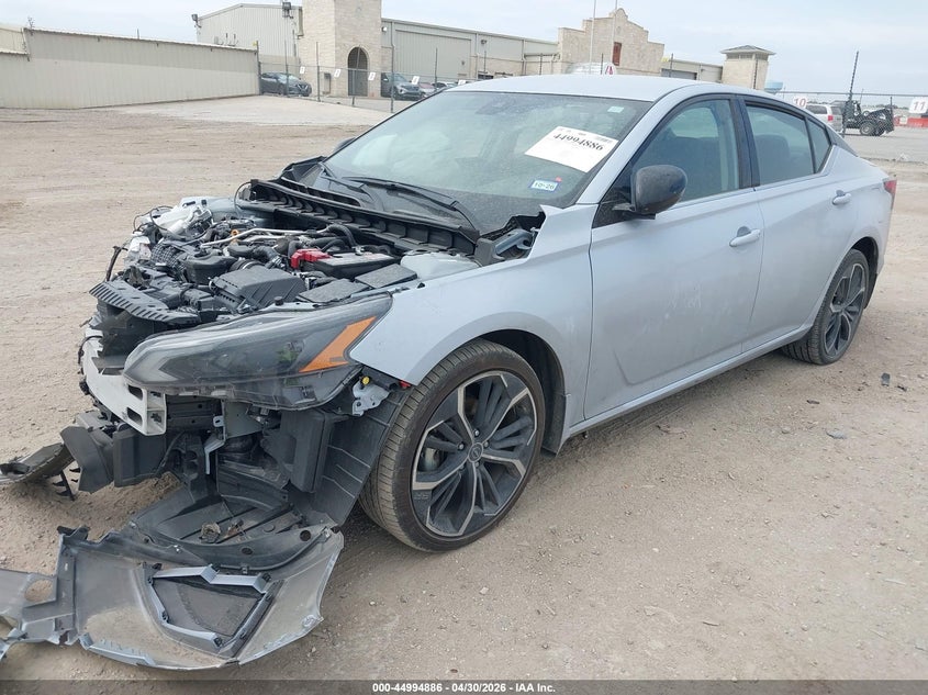 2024 NISSAN ALTIMA auction photo 2