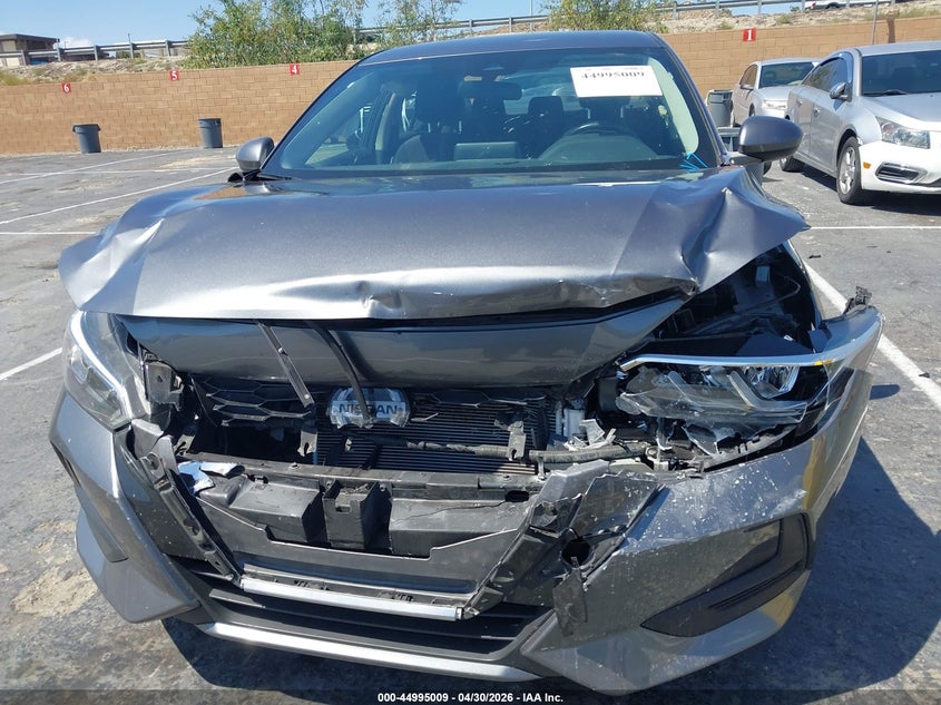 VIN 3N1AB8CV8MY302767 2021 NISSAN SENTRA SV XTRONIC CVT