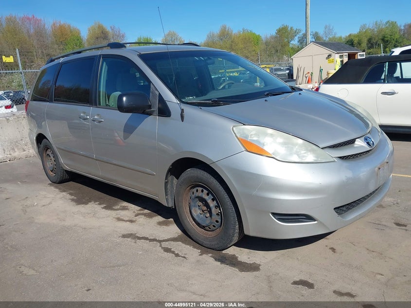 2006 Toyota Sienna Le