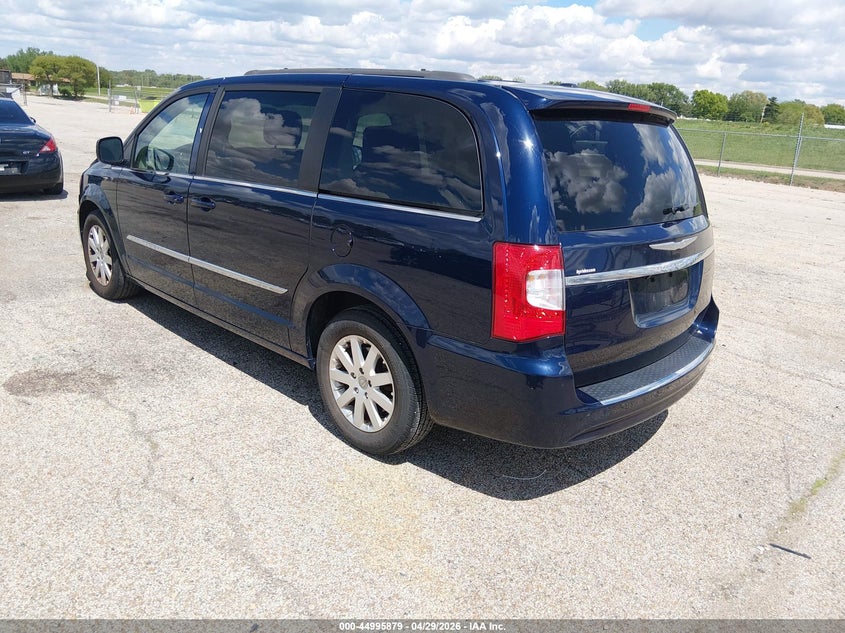 Vin: 2c4rc1bgxfr742340, lot: 45493320, chrysler town & country touring 20153
