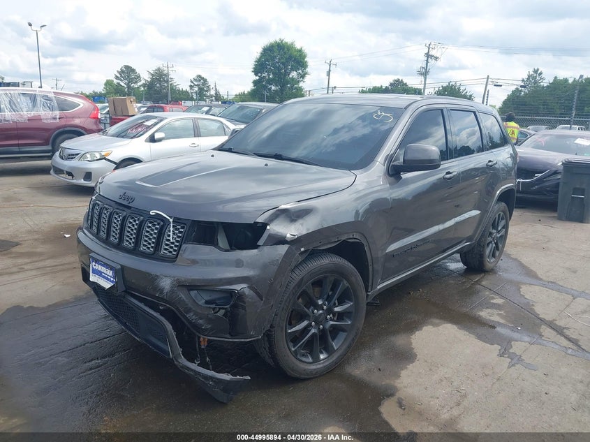 2018 Jeep Grand Cherokee Altitude 4x4 1C4RJFAG7JC396270 photo 1