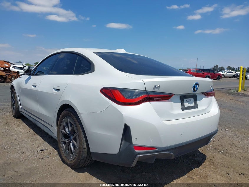 Vin: wby73aw00pfn59735, lot: 45493337, bmw i4 edrive40 20233