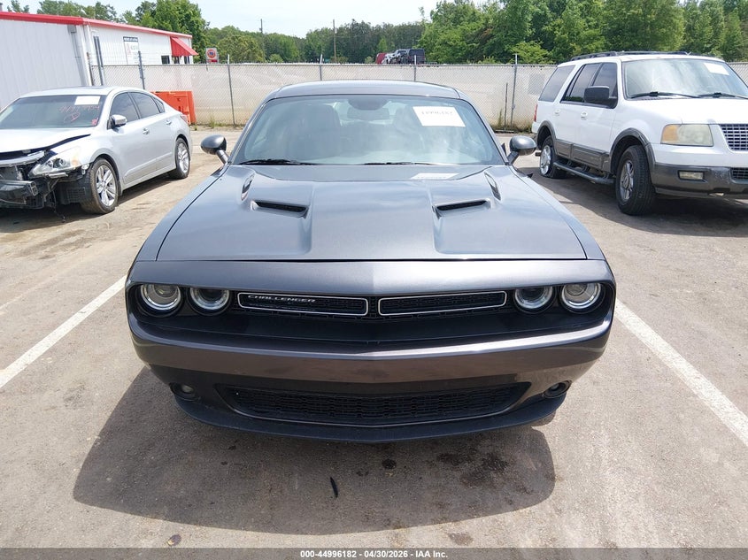 DODGE CHALLENGER - zdjęcie 13