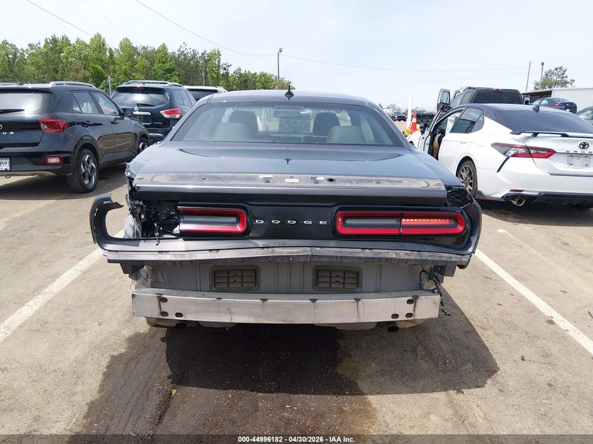 DODGE CHALLENGER - zdjęcie 17