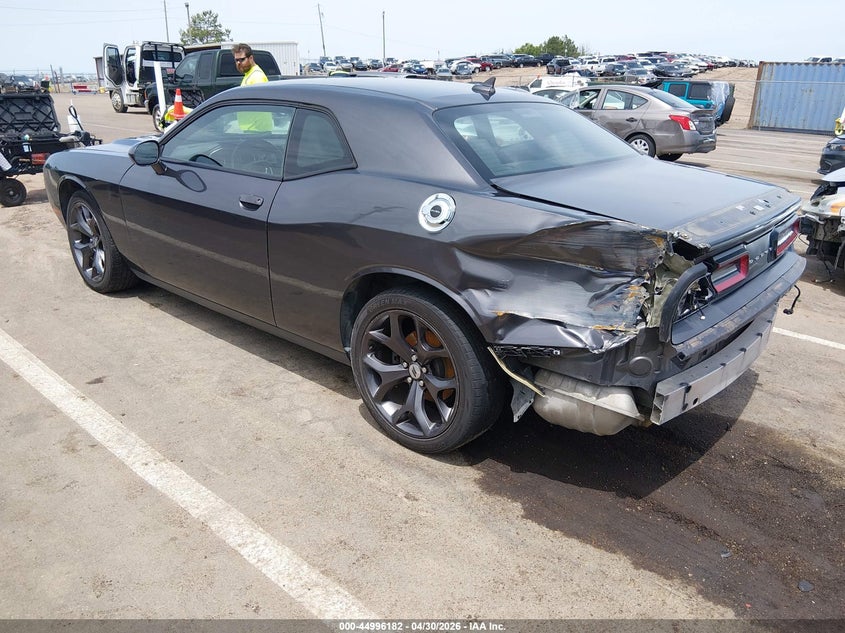 DODGE CHALLENGER - zdjęcie 3