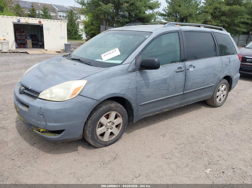 2005 Toyota Sienna Le