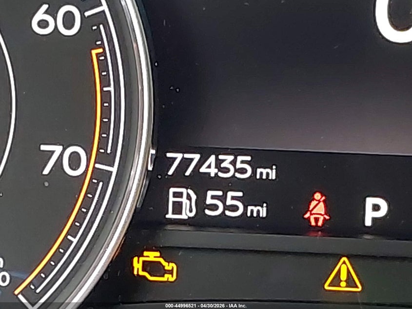 BENTLEY BENTAYGA - zdjęcie 15