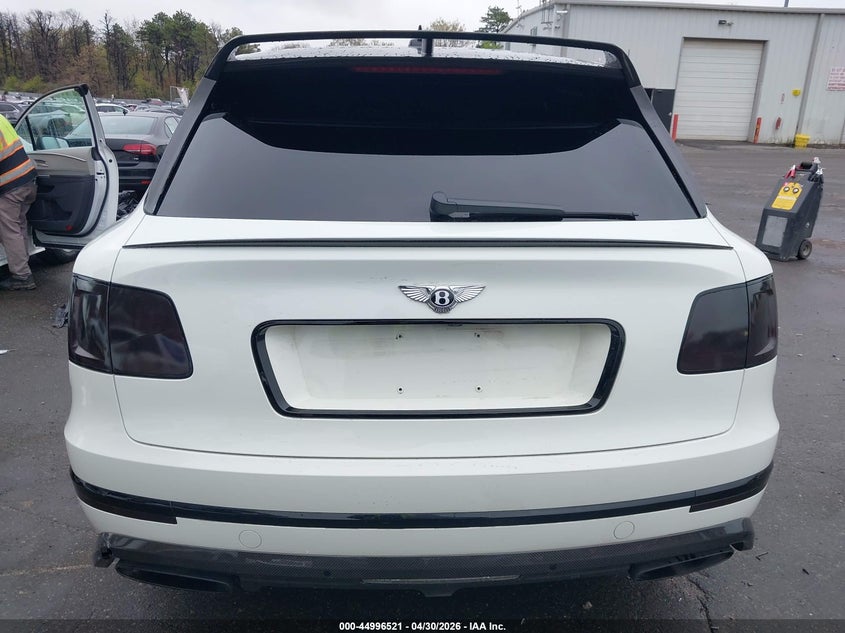 BENTLEY BENTAYGA - zdjęcie 16