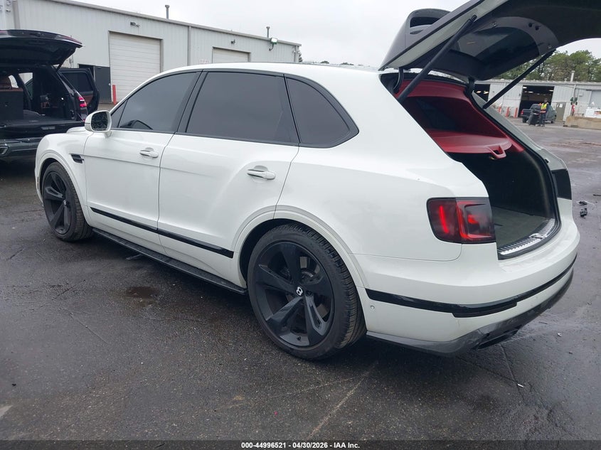 2018 BENTLEY BENTAYGA auction photo 3