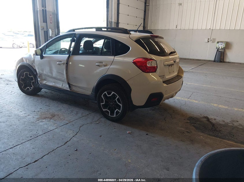 2016 SUBARU CROSSTREK auction photo 3