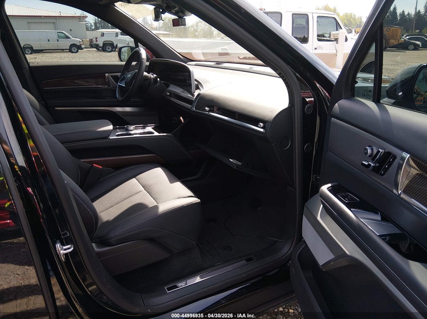2026 Cadillac Vistiq Sport VIN: 1GYC3NML3TZ707979 Lot: 44996935