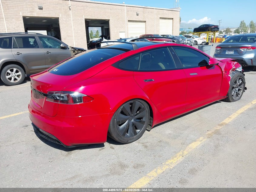 2022 Tesla Model s Dual Motor All-wheel Drive Red Lot 111044997075 Vin 5YJSA1E59NF464641