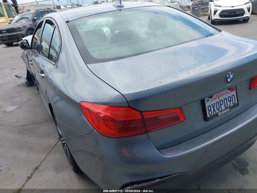Vin: wbaje5c50jwa96835, lot: 45494553, bmw 540i 20183
