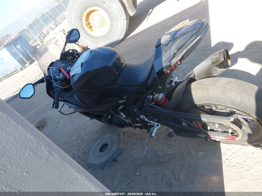 2024 BMW S 1000 auction photo 3