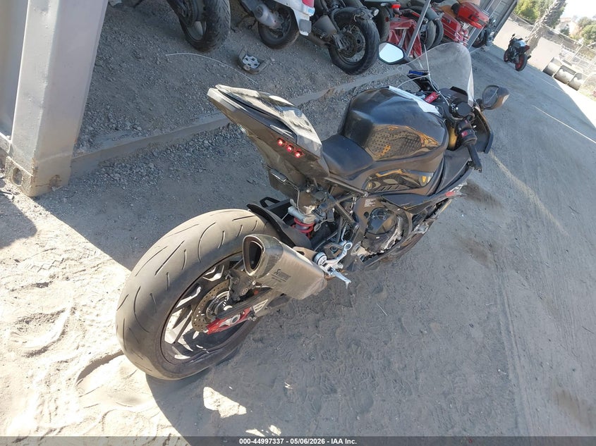 2024 BMW S 1000 auction photo 4