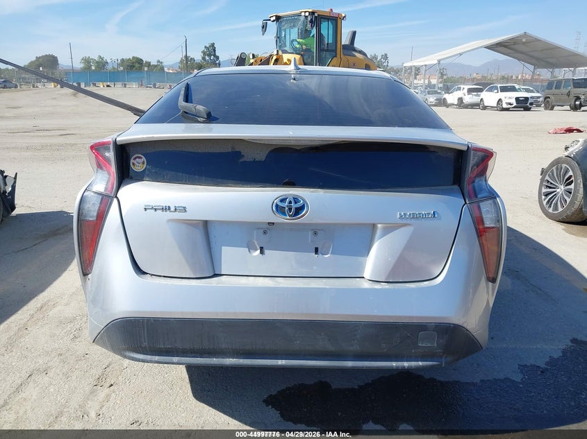 2016 TOYOTA PRIUS TWO — Фото 16