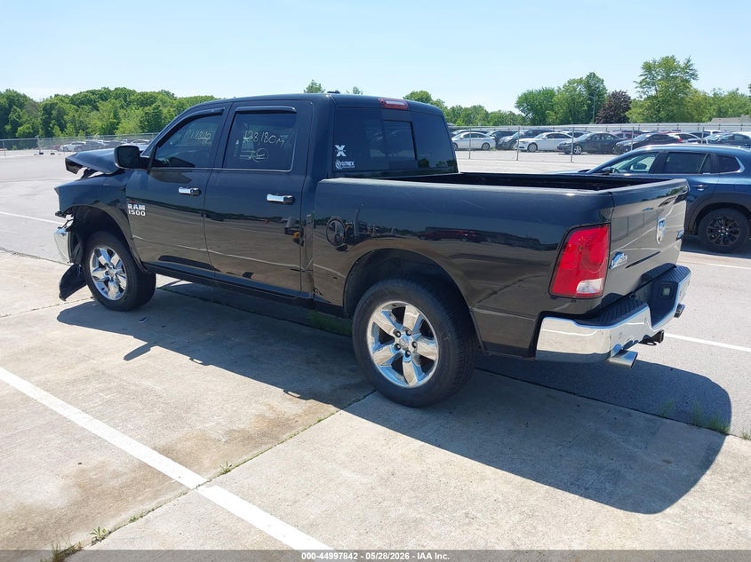 Vin: 1c6rr7lt3js237140, lot: 45495306, ram 1500 big horn  4x4 5'7 box 20183