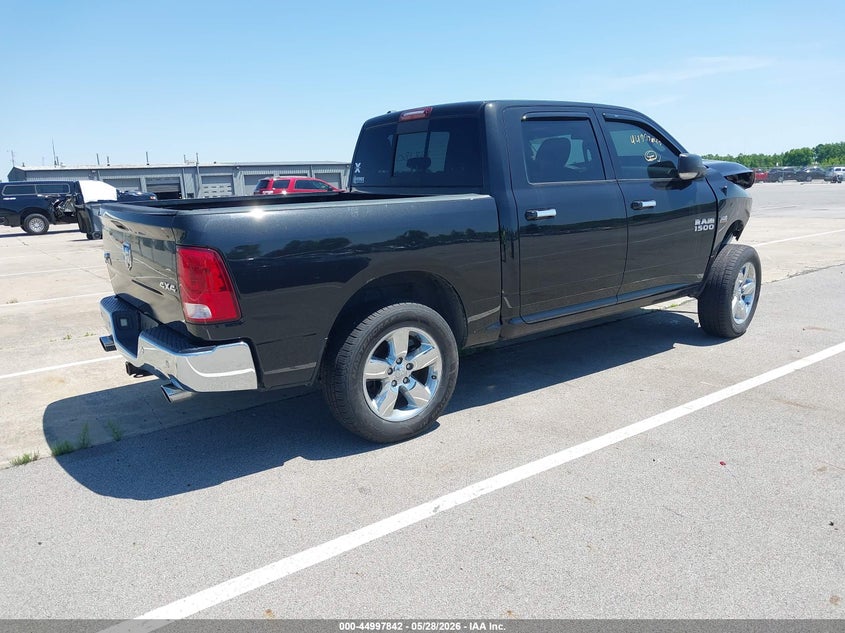 Vin: 1c6rr7lt3js237140, lot: 45495306, ram 1500 big horn  4x4 5'7 box 20184