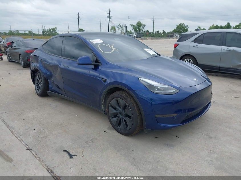 Vin: 7saygded6sa338220, lot: 45495833, tesla model y long range dual motor rear-wheel drive 2025 img_1