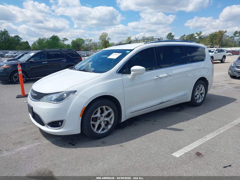2019 Chrysler Pacifica Touring L Plus 2C4RC1EGXKR577007 photo 1