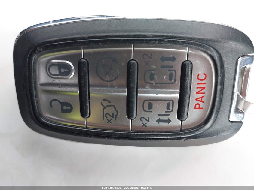 CHRYSLER PACIFICA - zdjęcie 11