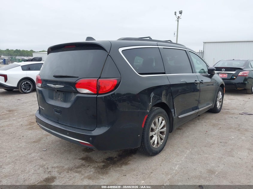 CHRYSLER PACIFICA - zdjęcie 4