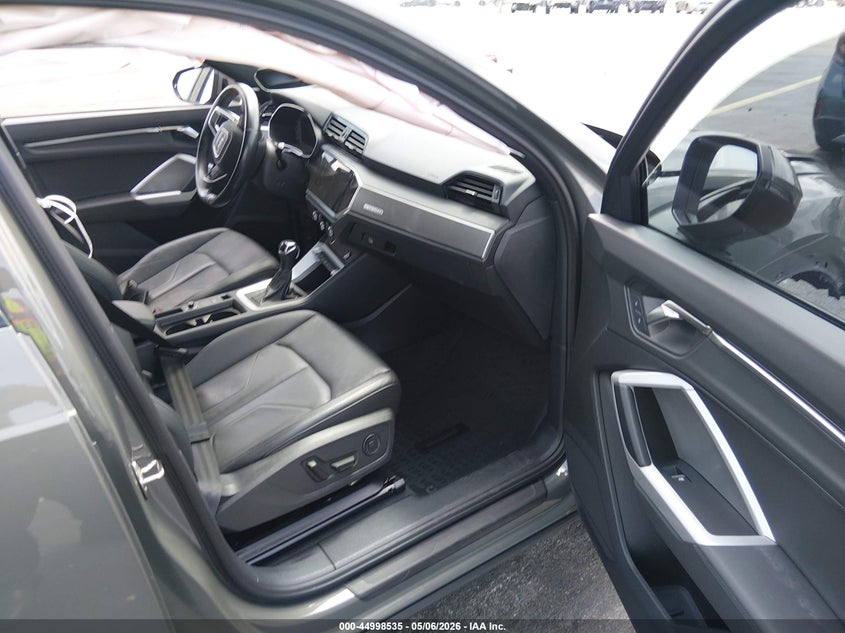 2023 AUDI Q3 auction photo 5