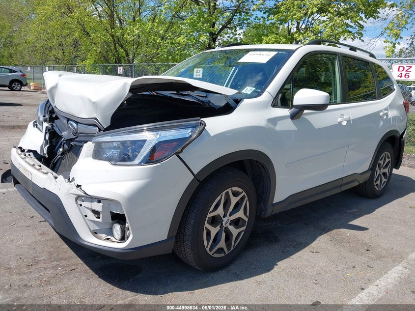 2021 SUBARU FORESTER auction photo 2
