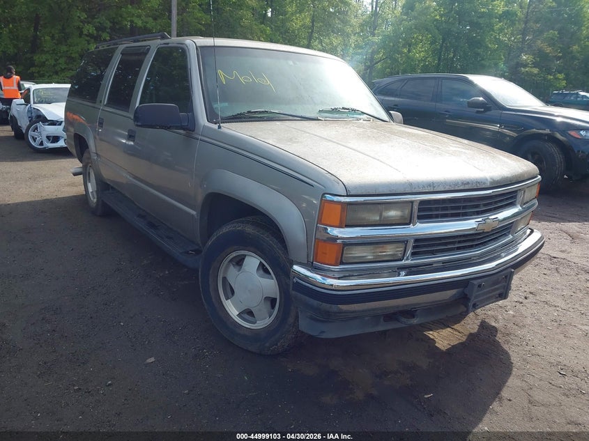 1999 CHEVROLET SUBURBAN 1500 LT