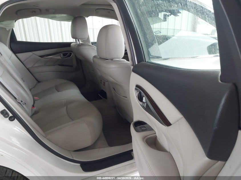 2011 Infiniti M56 VIN: JN1AY1AP4BM520358 Lot: 44999221