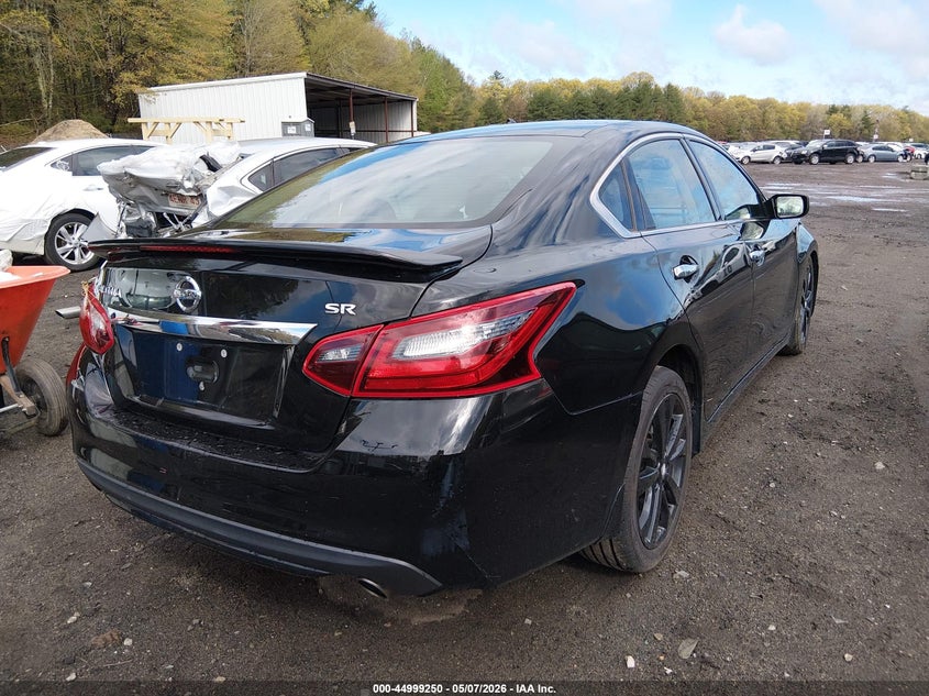 2017 NISSAN ALTIMA auction photo 4