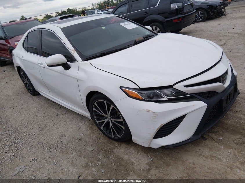 Zdjęcie główne ogłoszenia 2019 TOYOTA CAMRY