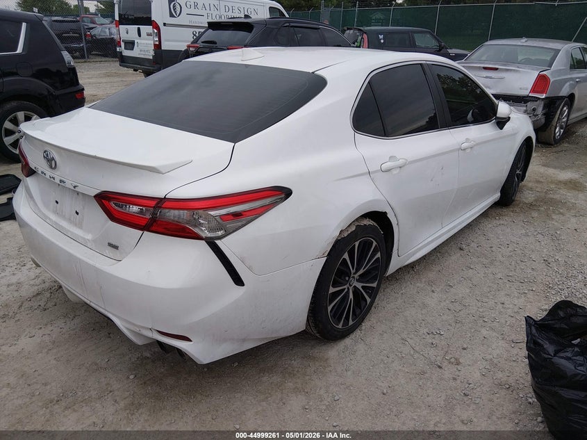 2019 TOYOTA CAMRY — zdjęcie 4