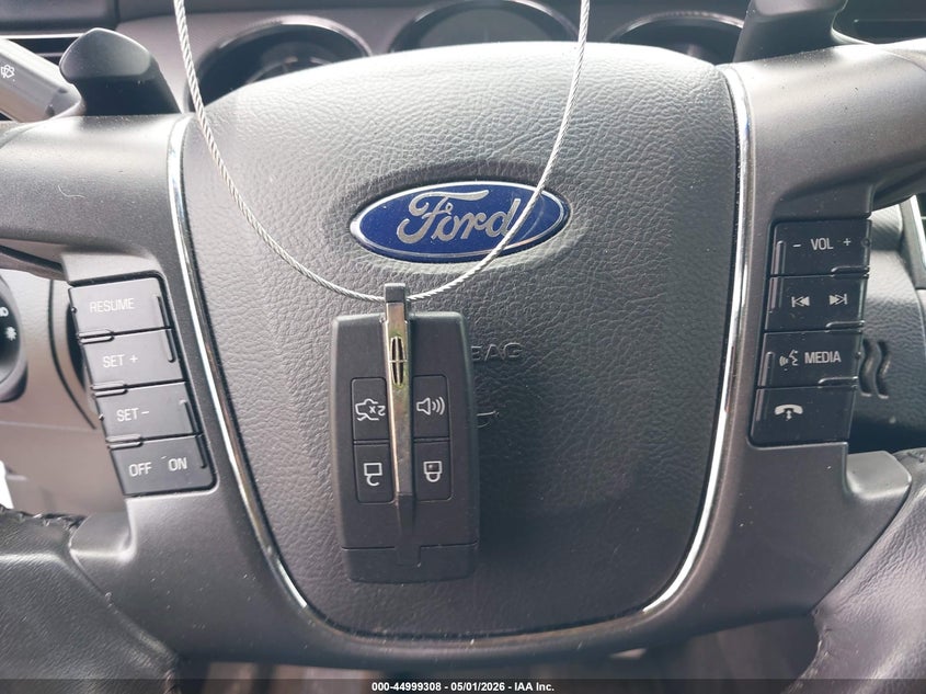 2012 Ford Taurus 3.5 Sho white Lot 111044999308 Vin 1FAHP2KT5CG137695