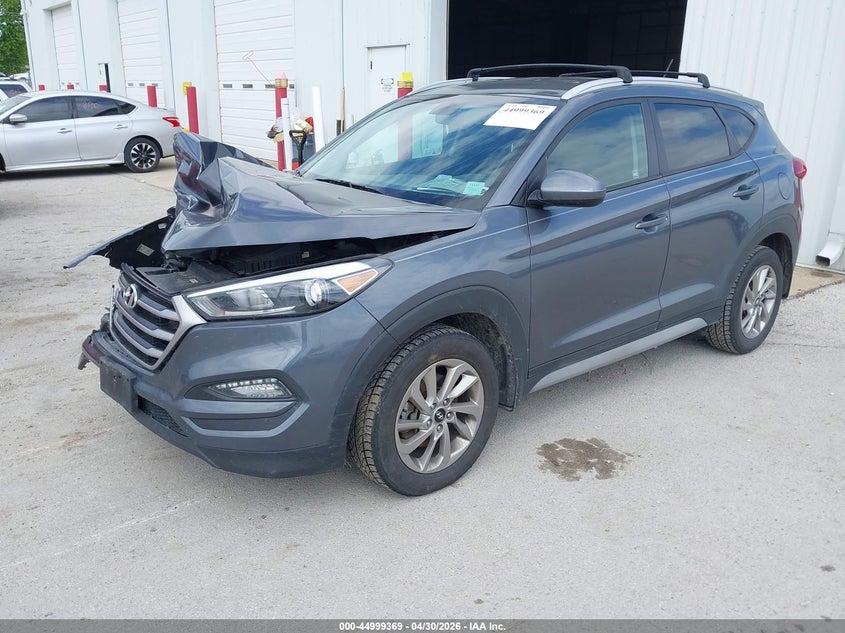 2017 Hyundai Tucson Se KM8J33A46HU413992 photo 1