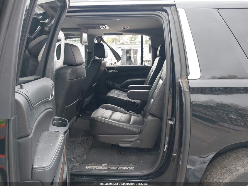 2019 GMC Yukon Xl Denali VIN: 1GKS2HKJ2KR146927 Lot: 44999534