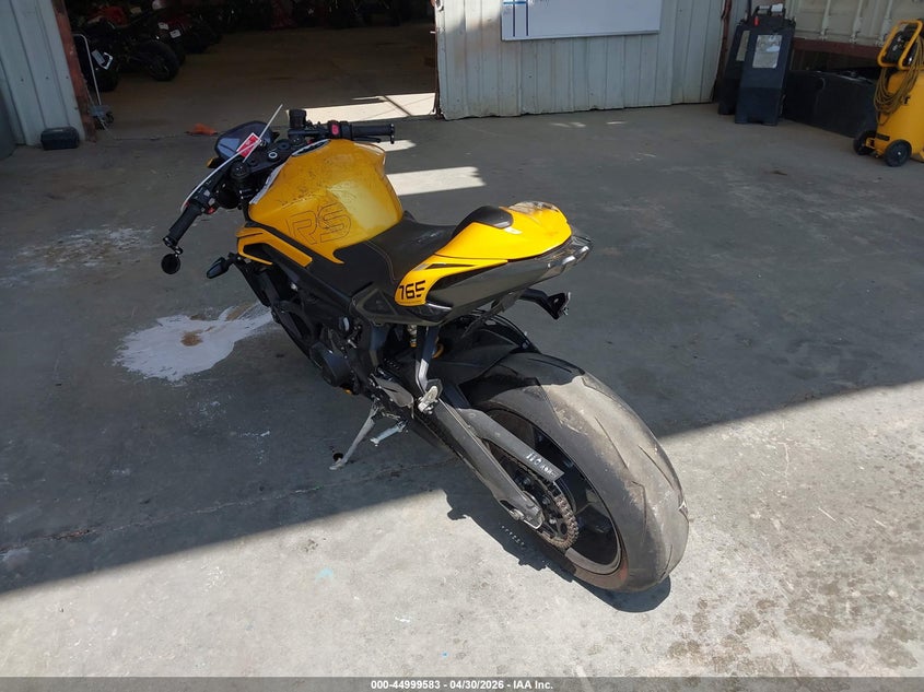 2025 TRIUMPH MOTORCYCLE STREET TRIPLE auction photo 3
