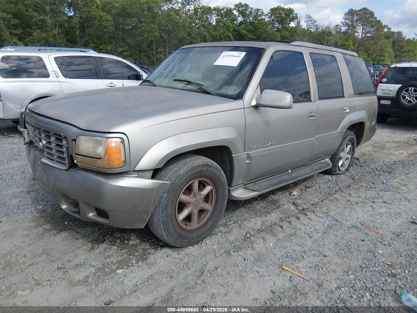 2000 Cadillac Escalade Standard