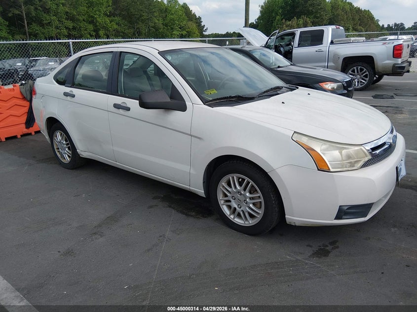 FORD FOCUS 2011. Lot# 45000314. VIN 1FAHP3FN4BW173612. Photo 1
