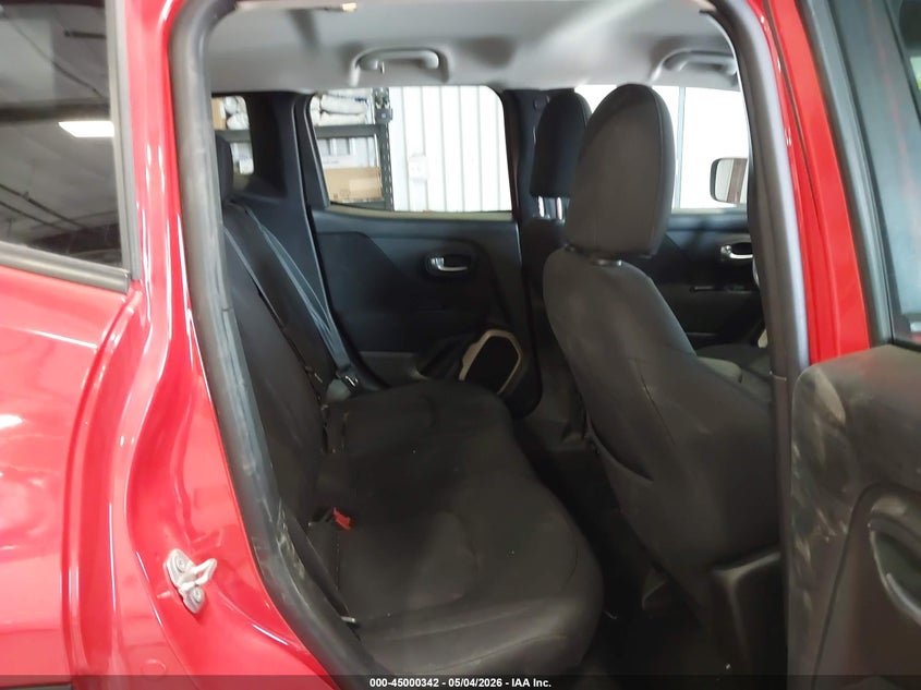 2017 JEEP RENEGADE auction photo 8