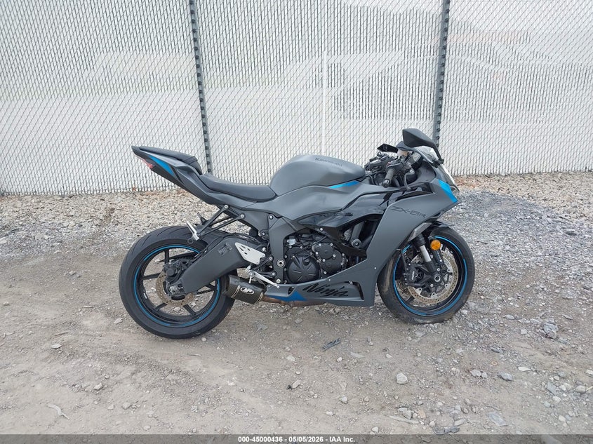 2025 Kawasaki Zx636 K VIN: JKBZXJJ17SA025870 Lot: 45000436