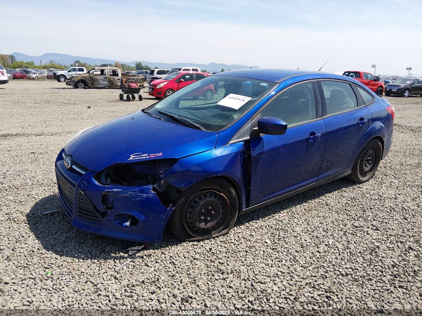 Vin: 1fahp3f29cl371501, lot: 45497992, ford focus se 20122