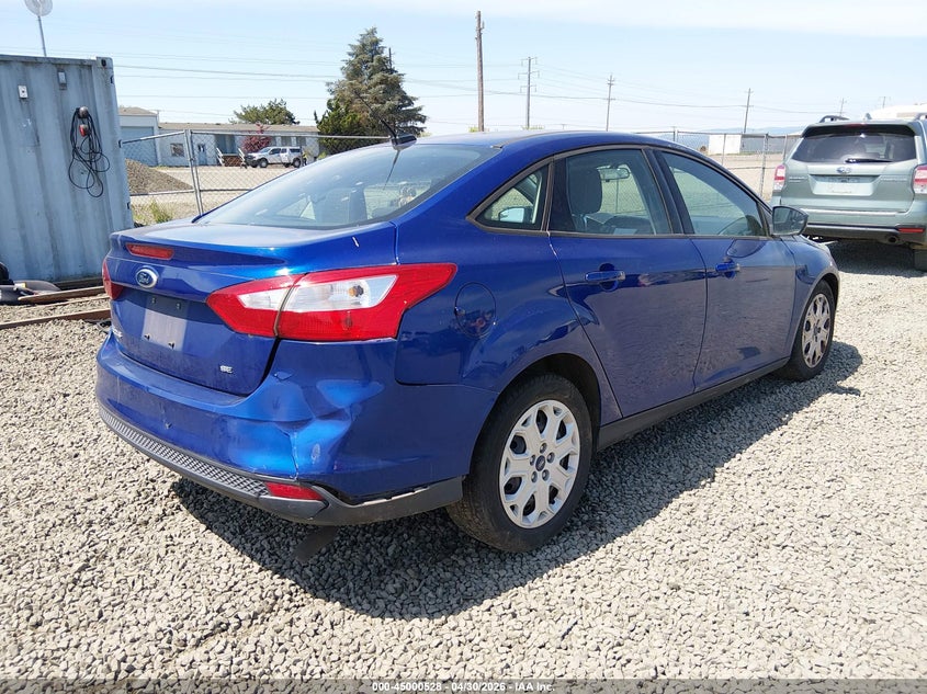 Vin: 1fahp3f29cl371501, lot: 45497992, ford focus se 20124