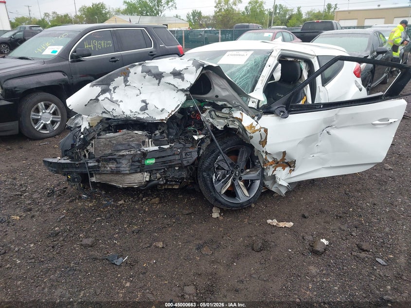 2015 HYUNDAI VELOSTER auction photo 6