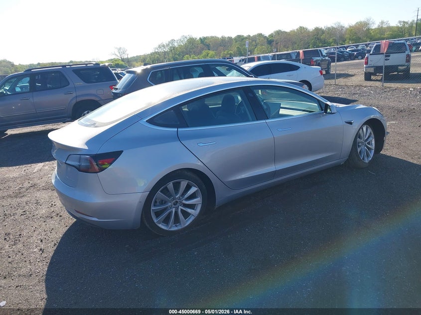 Vin: 5yj3e1eb9jf087592, lot: 45498133, tesla model 3 long range/performance 20184