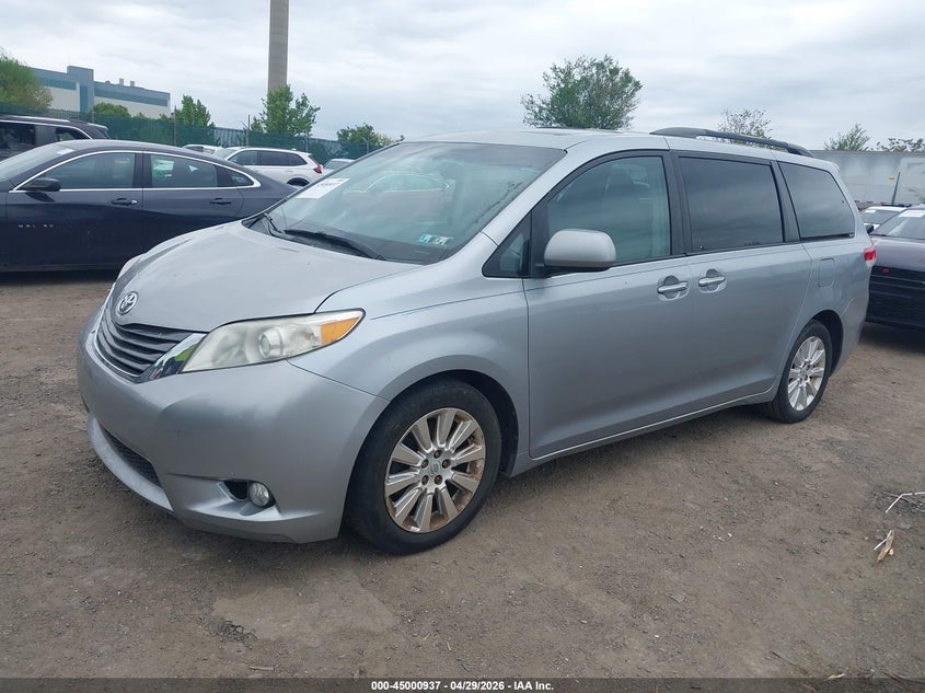 2011 Toyota Sienna Xle