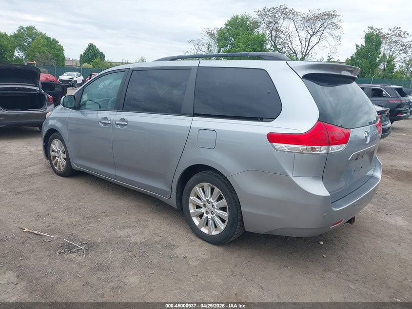 2011 Toyota Sienna Xle