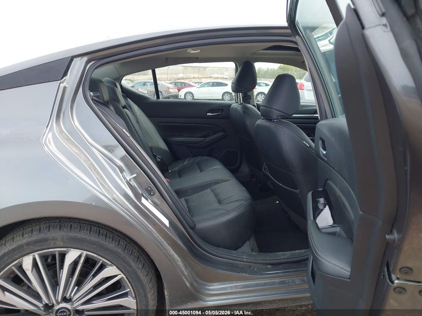 2023 NISSAN ALTIMA auction photo 8