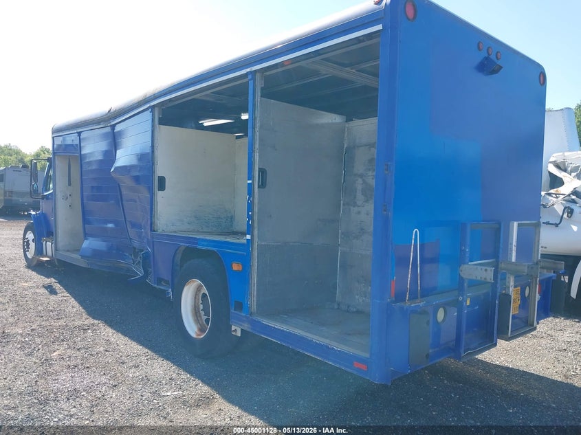 2012 FREIGHTLINER M2 auction photo 3
